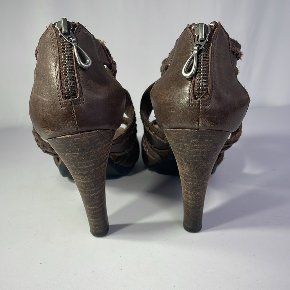 Adam Tucker me too GIAVANNA brown leather stack, heel, sexy sandal - Picture 3 of 5
